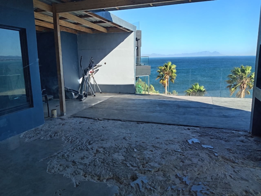 6 Bedroom Property for Sale in Gordons Bay Western Cape